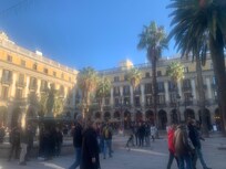 Place Reial à 200m