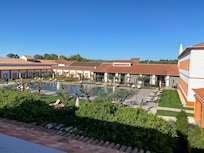 Vista do Quarto para a piscina