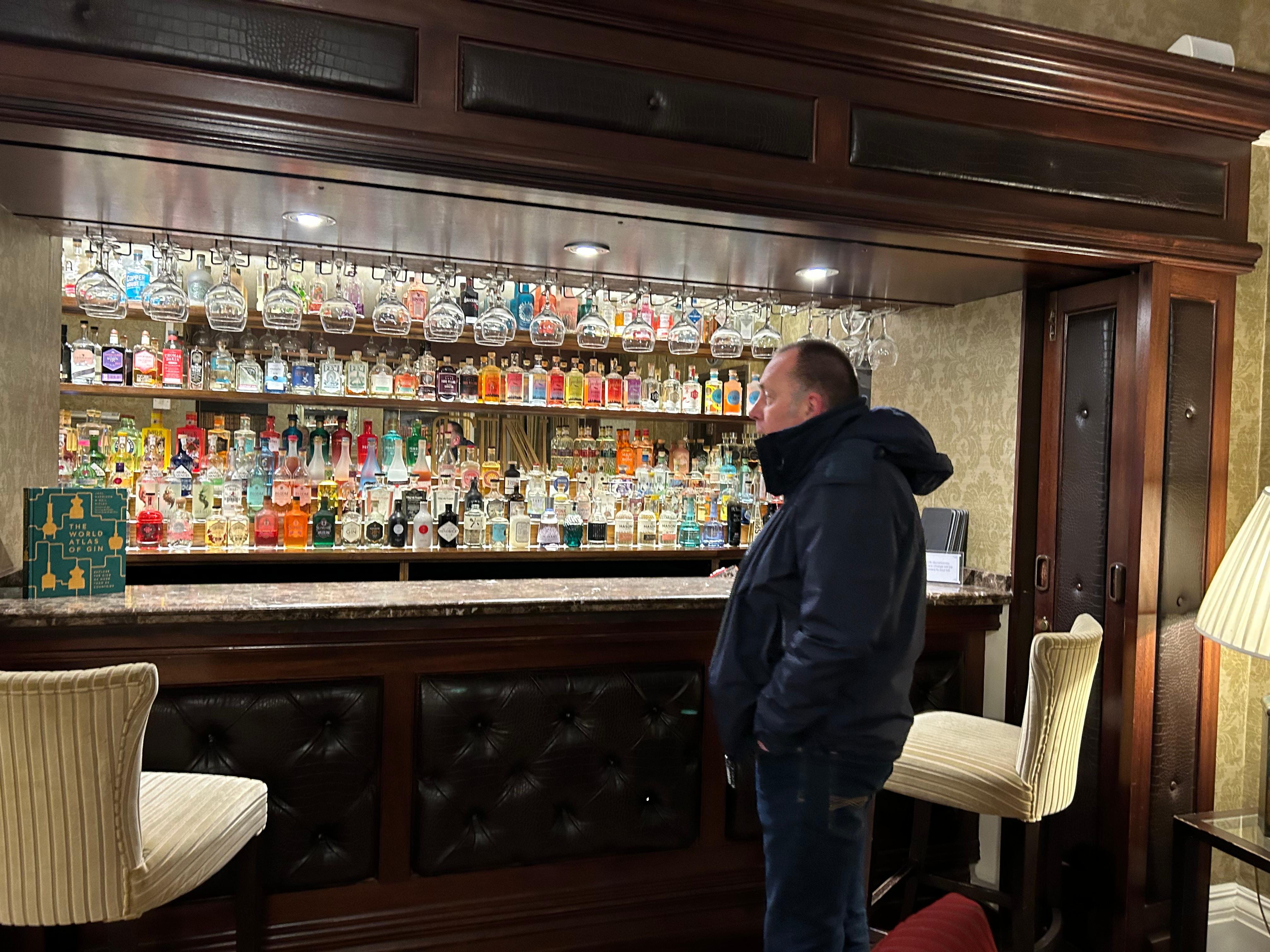 Gin bar. Now which one shall I choose out of the 200!