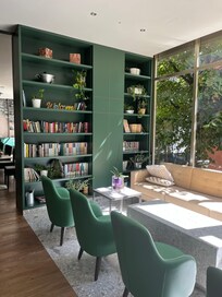 Lobby-bibliothĂšque