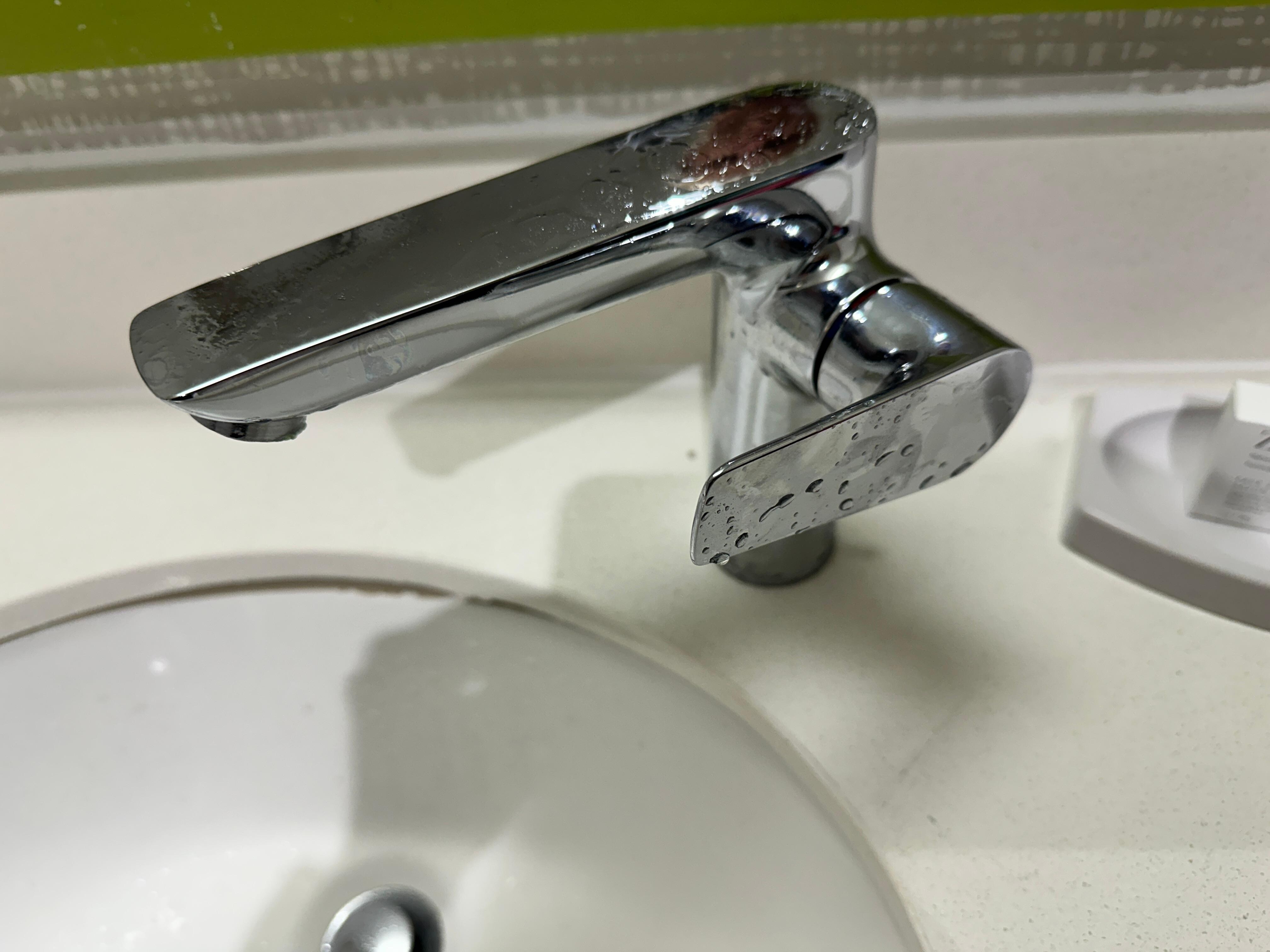 Dirty handle and sink