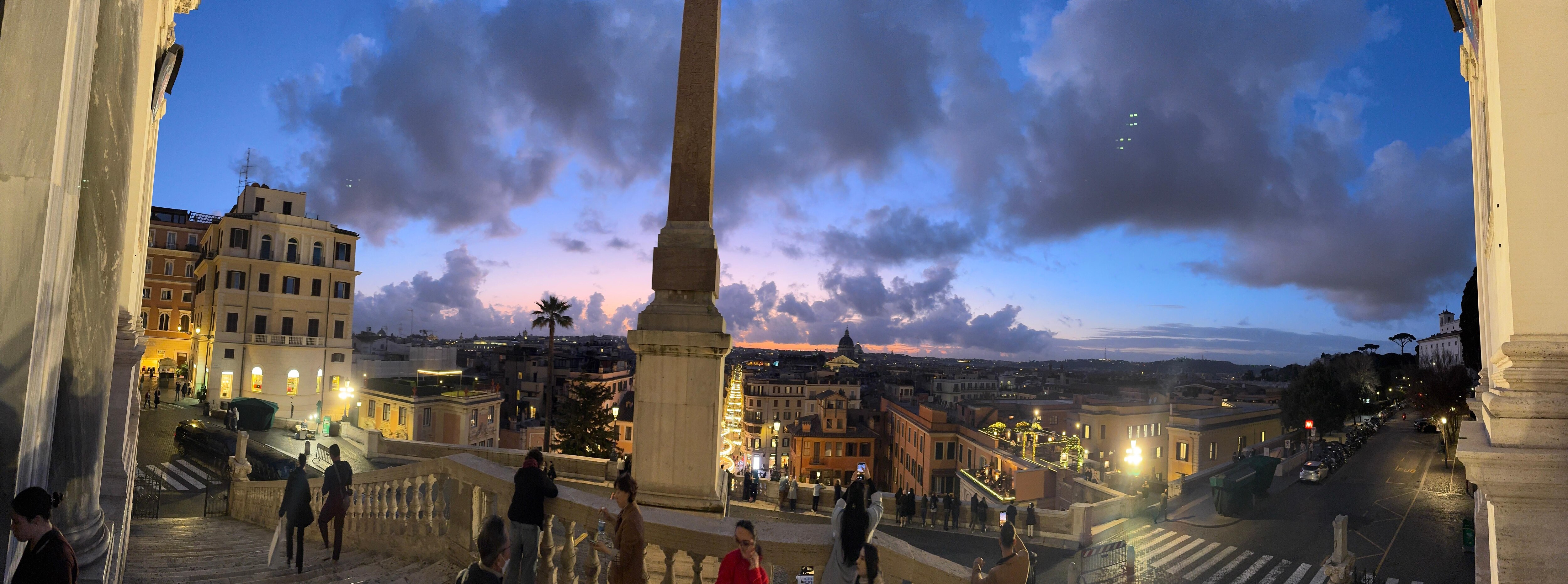 Plaza di Spagna 10 min walk