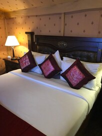 Very comfortable bed