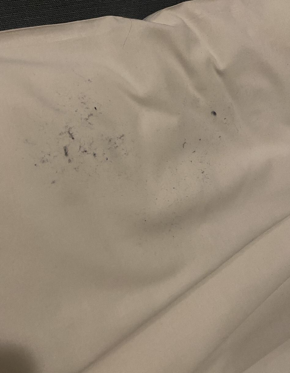 Black dirty stuff on my pillow when I arrived.