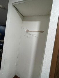 Weird unused open space in room