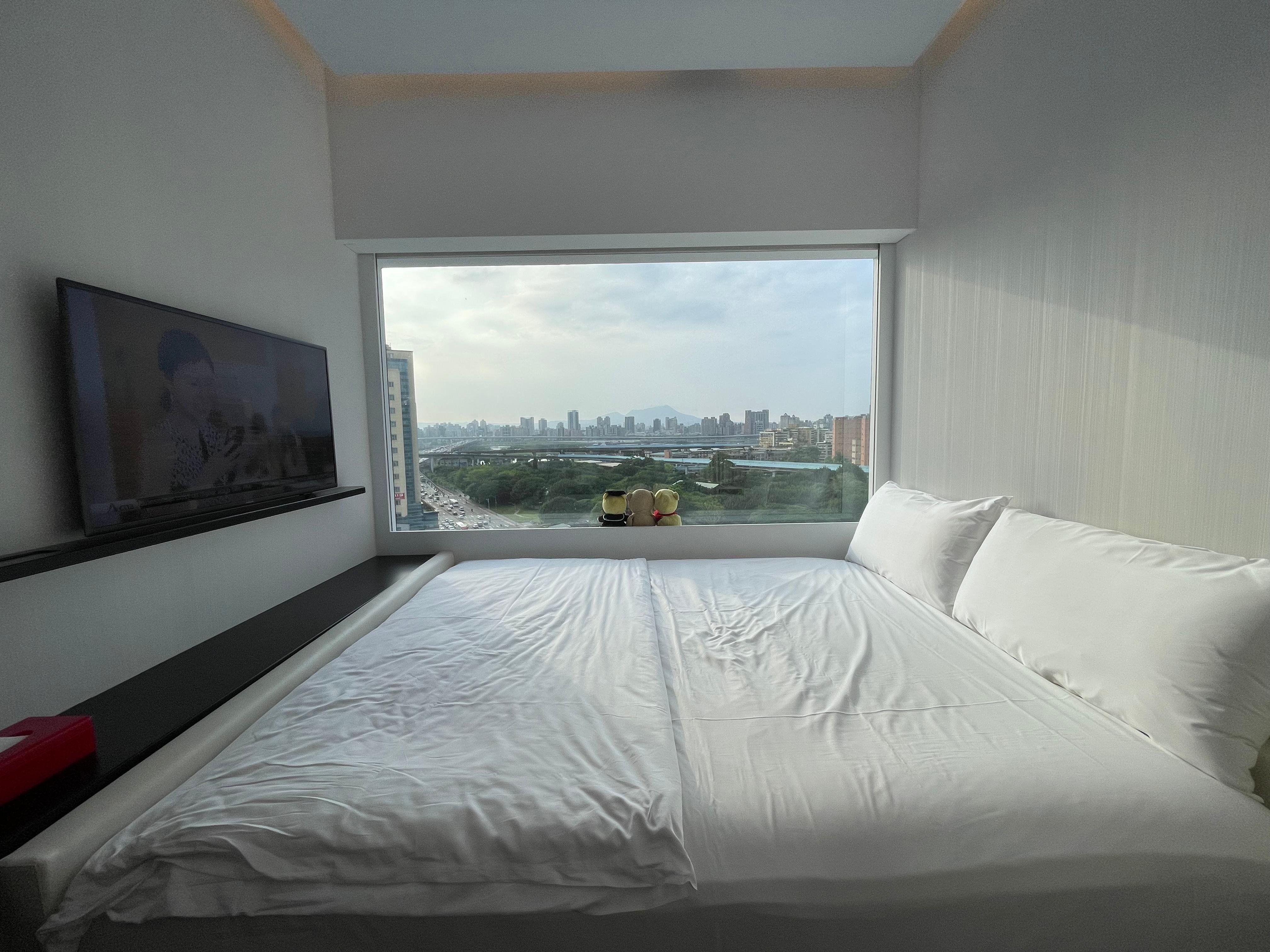 Room with window view(upgraded)