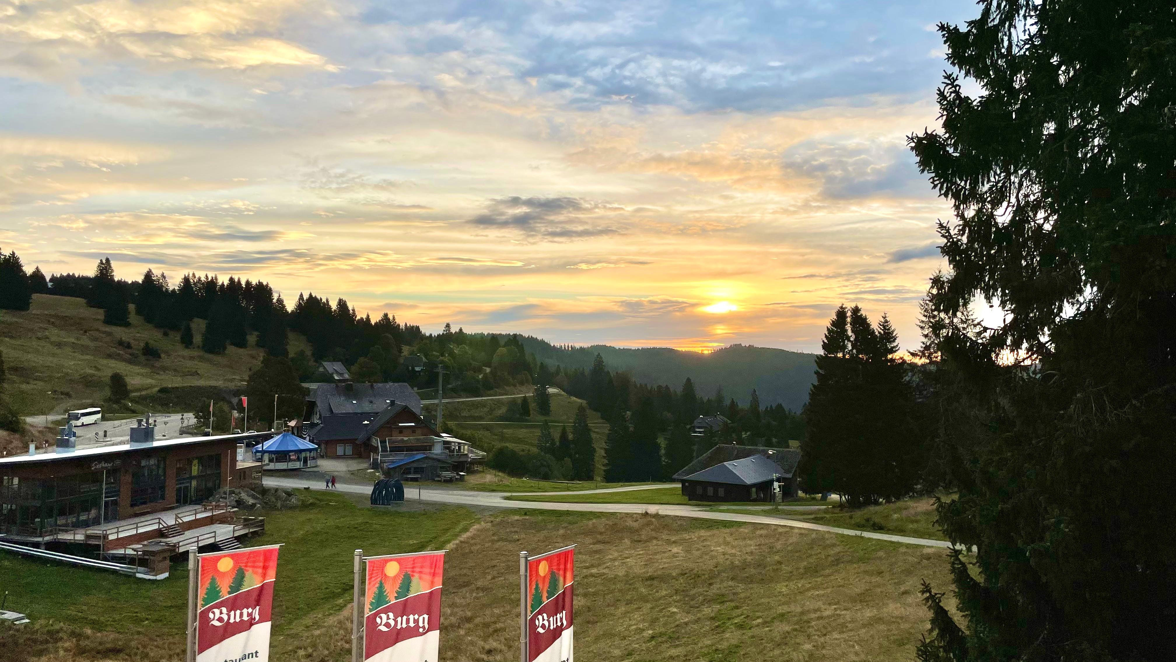 Blick aus dem zweiten Obergeschoss Richtung „Piste“