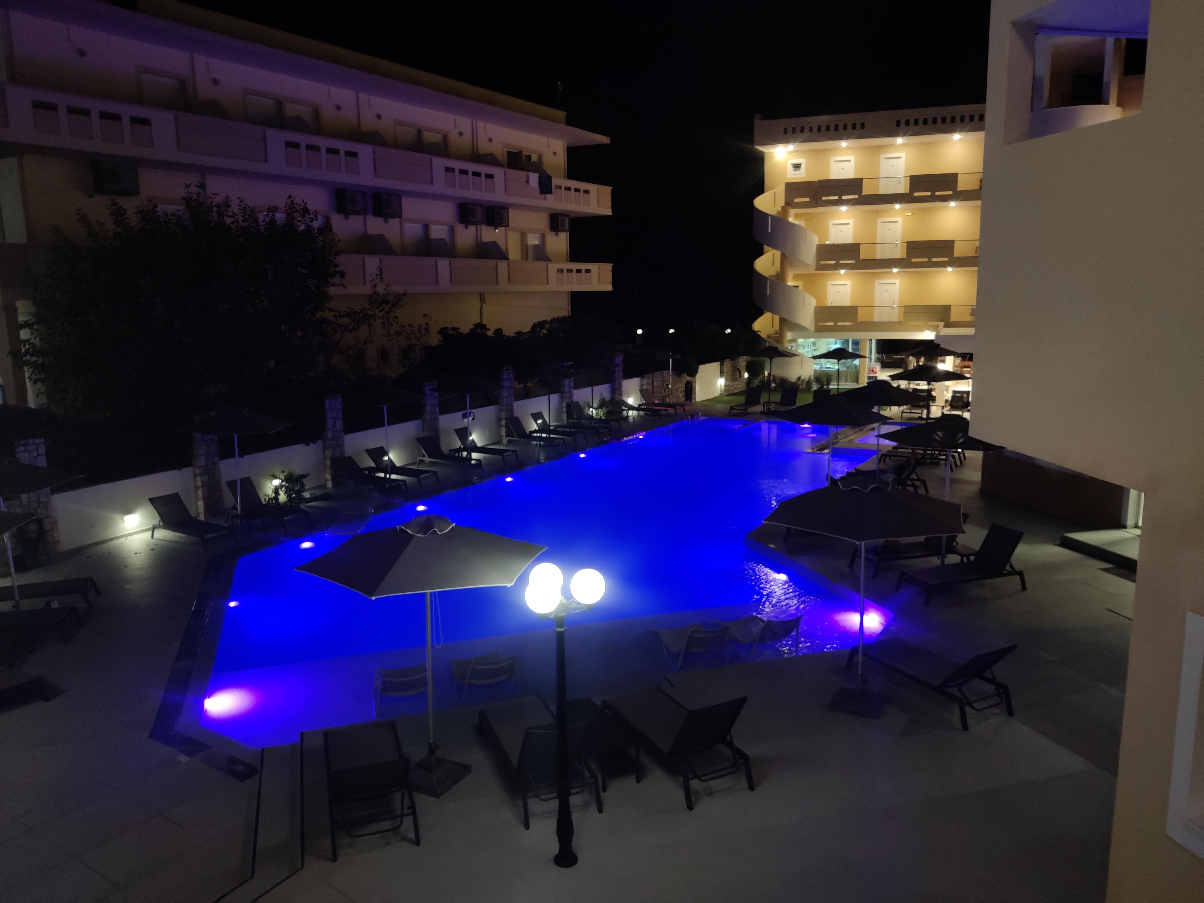 The pool at night 