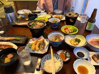 석식은 소고기과 회, 생선구이 등 다양하게 나오고 전체적으로 간이 세지 않아 좋았습니다