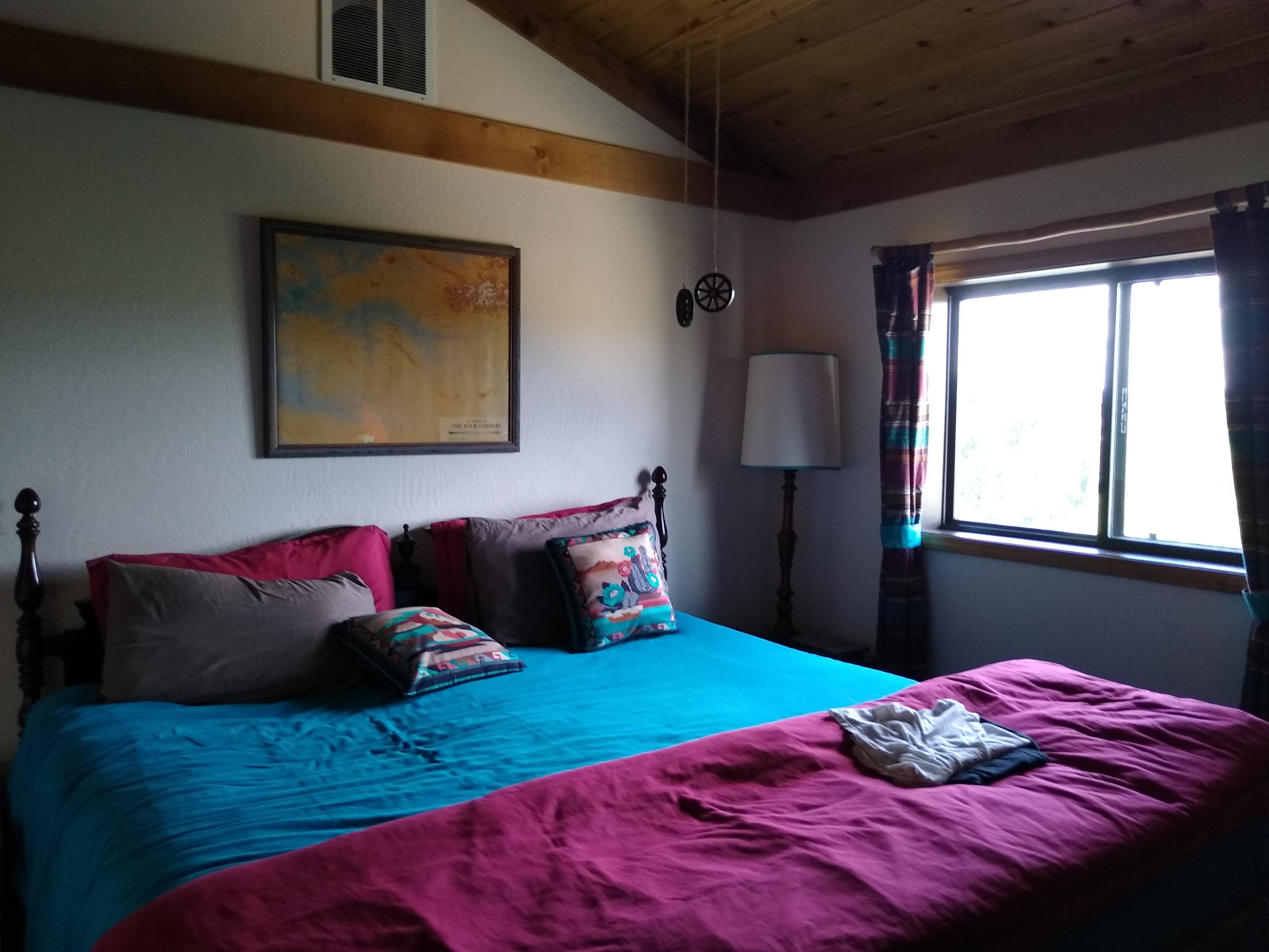 King size bedroom