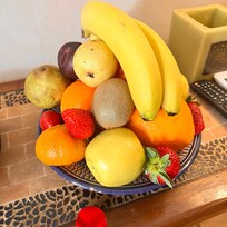 Fruta de bienvenida en la habitación