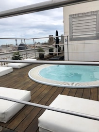 Pool på taket