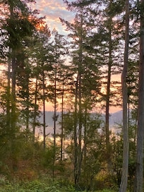 The sunrise view from our window in the Lakeview room.