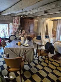 La chambre ! Avec tout ce qu il faut !