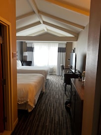 King room, 2nd floor