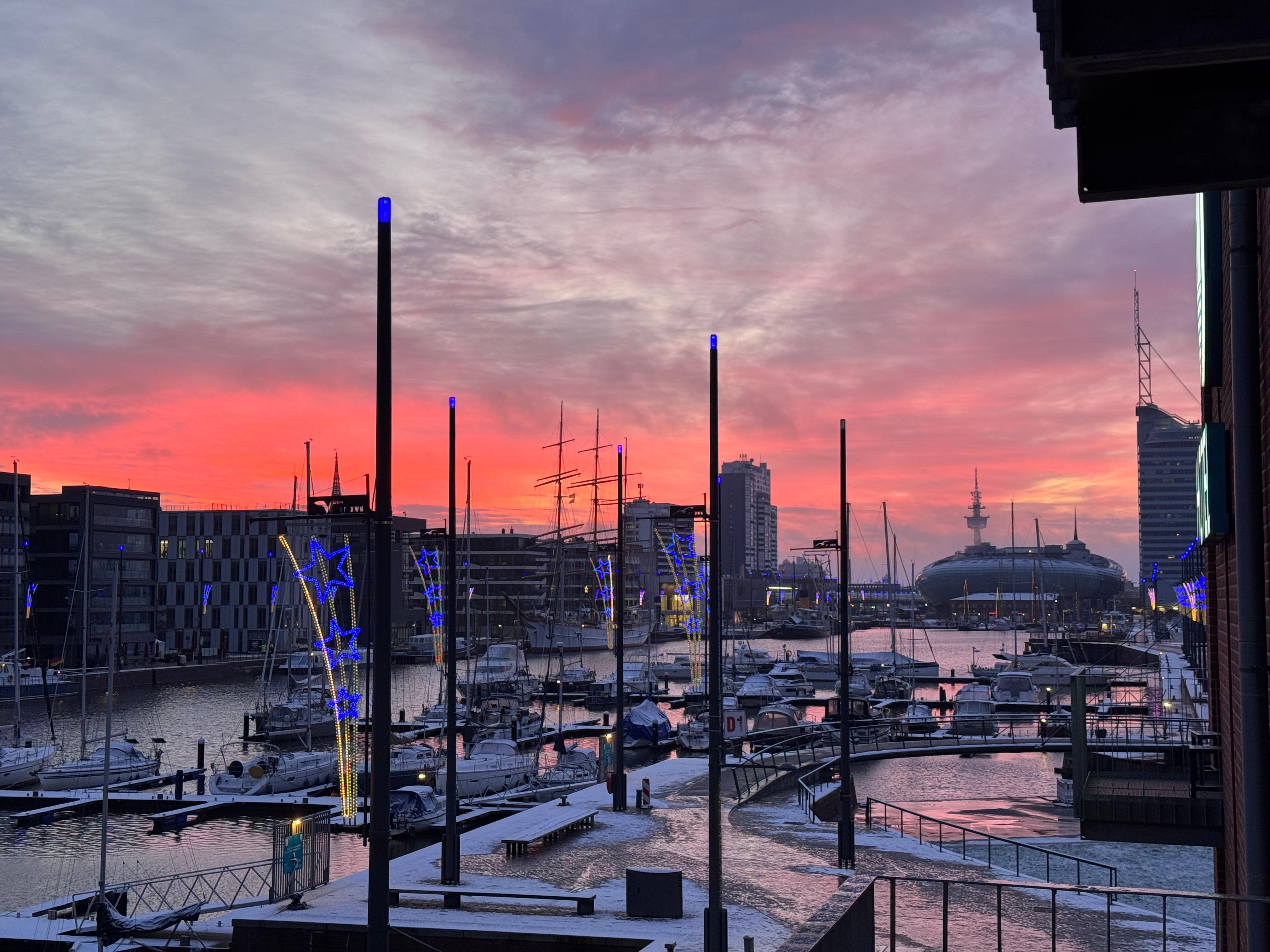 Blick vom Balkon zum Klimahaus