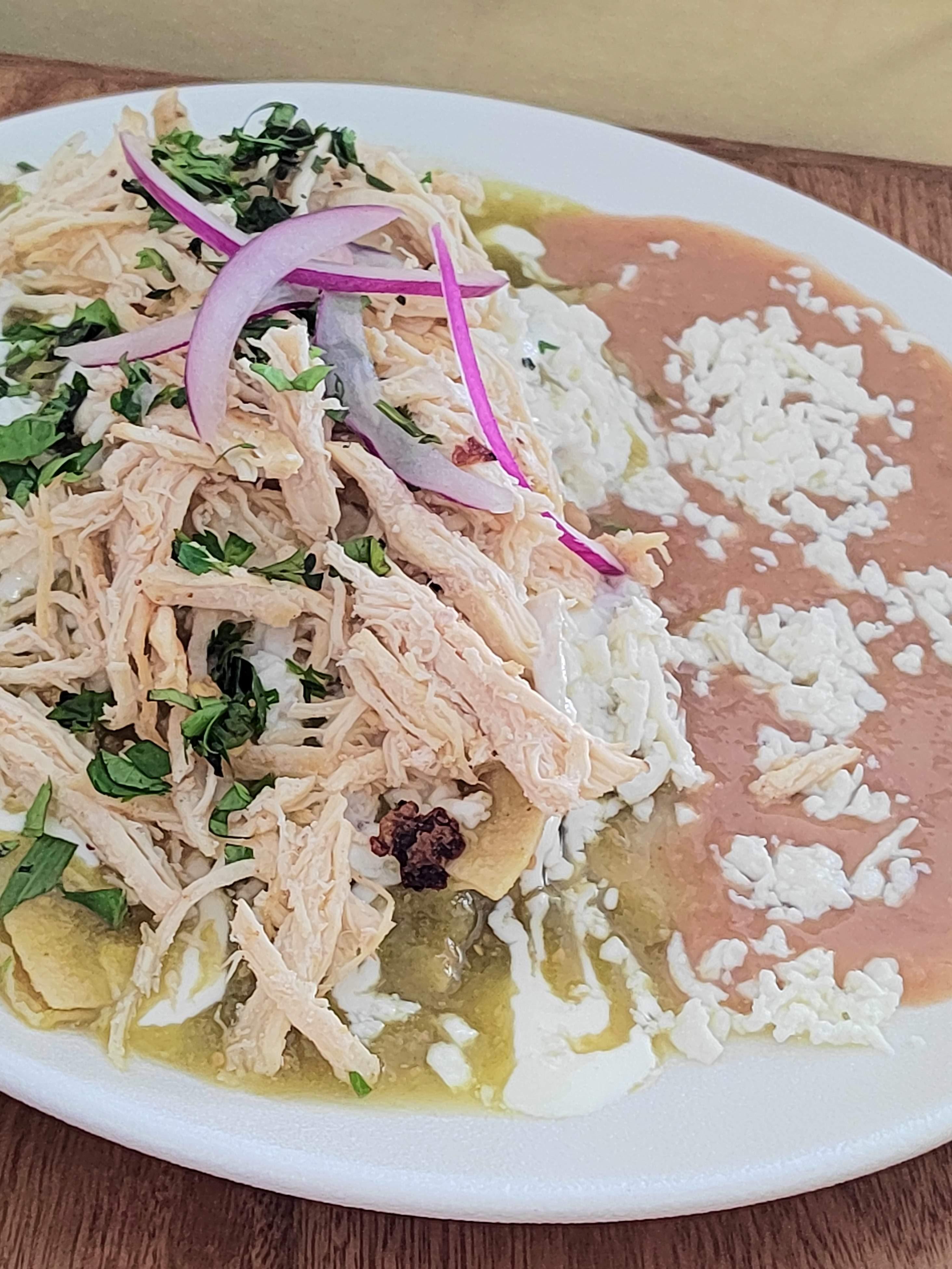 Enchiladas verdes, desayuno