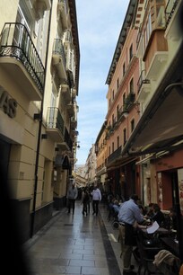 Mange restauranter å velge mellom.