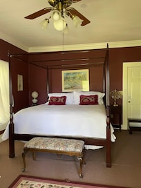 Inside of Mountain Side Suite