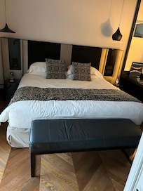 Lit large et super confortable