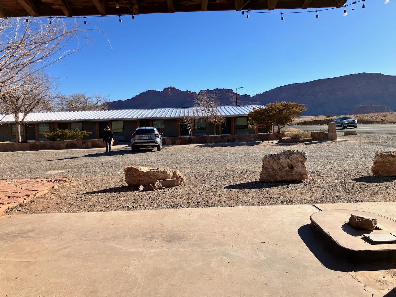 View of motel from Check in building. 