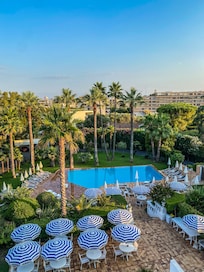 Vy ifrån hotellrummet.