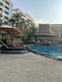 A lovely warm pool