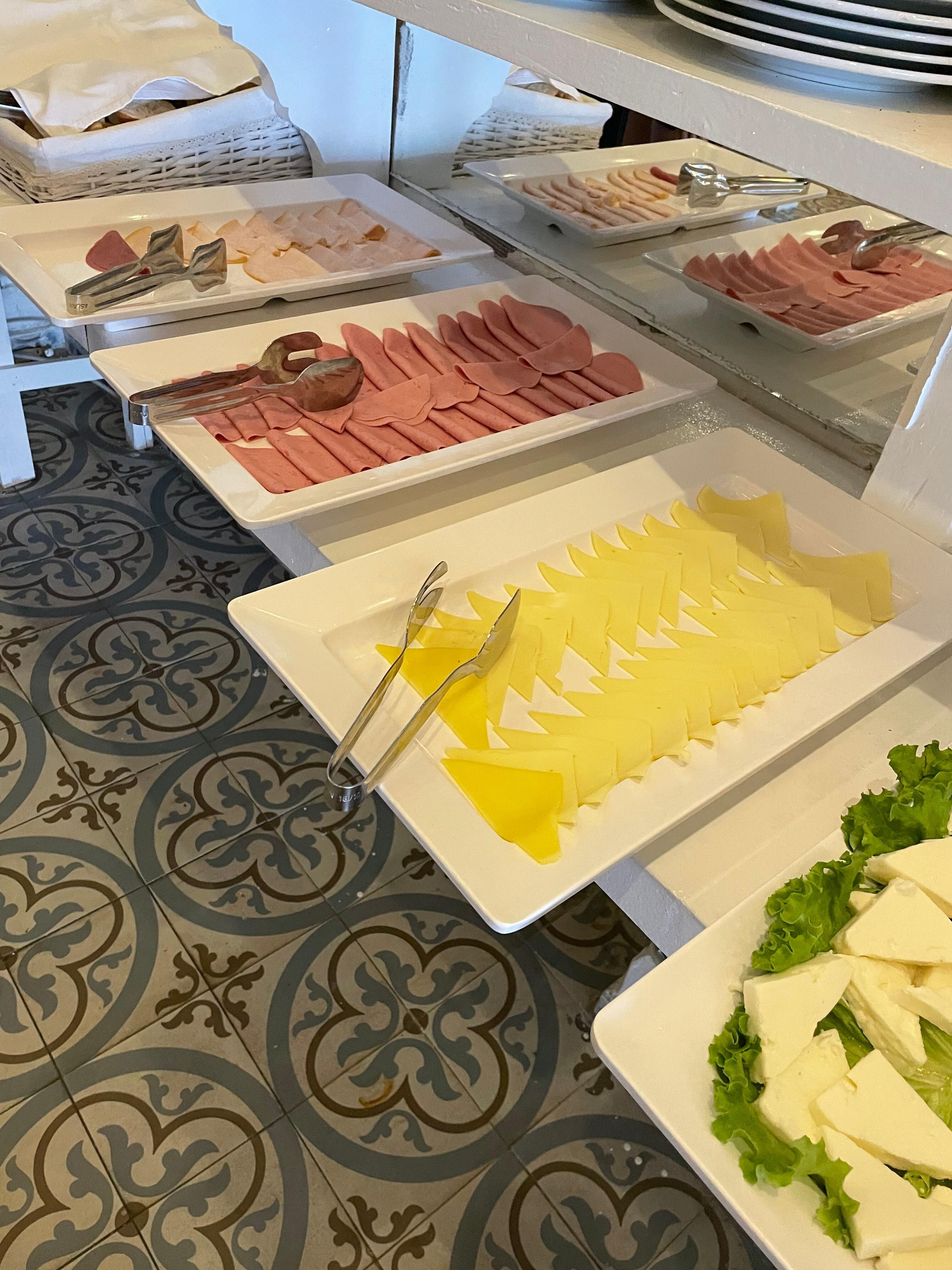 Büyükada port kahvaltı yapılan yer