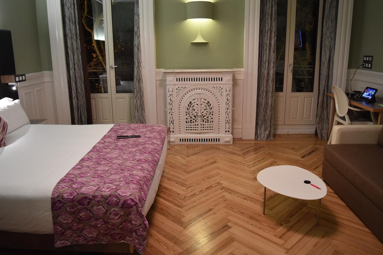 Petit Palace Lealtad Room 303 spacious approx 14feet x 14feet