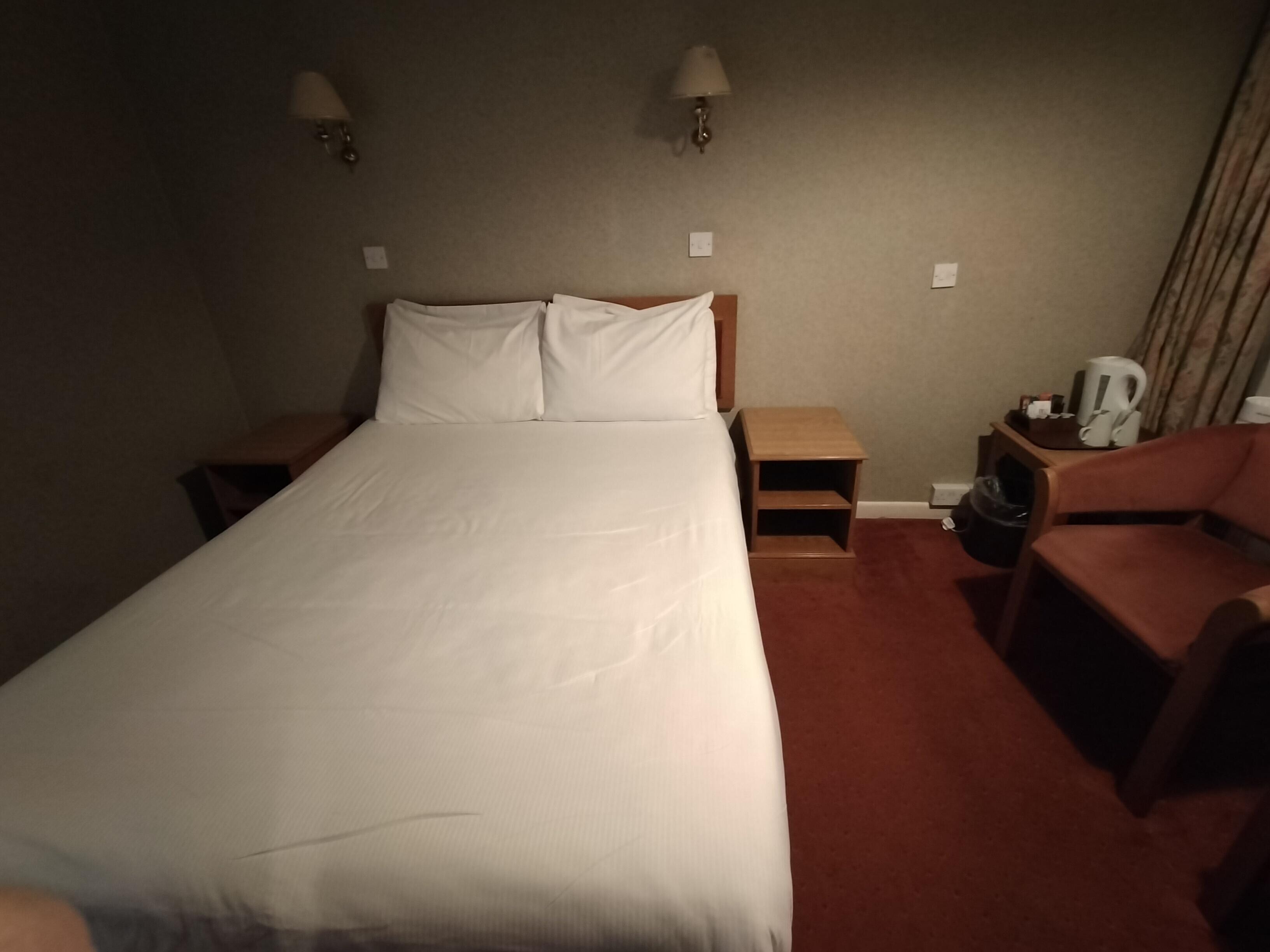 Bedtlroom