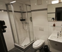 Bagno della stanza Homey+