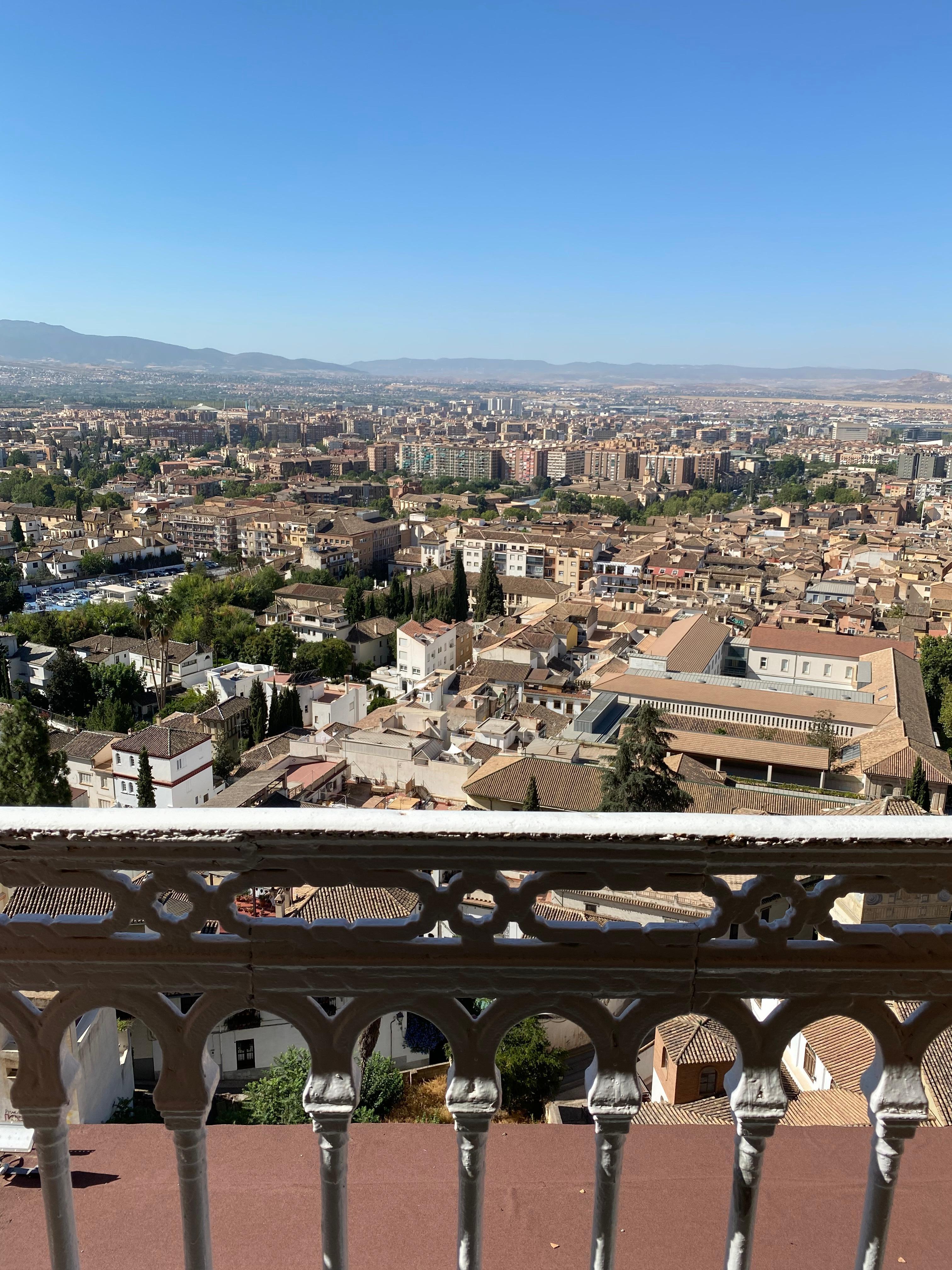 La vue sur grenade  depuis notre chambre 