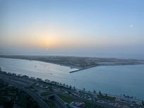 Vue du 33e étage sur la mer