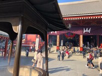 浅草寺歩いてすぐ