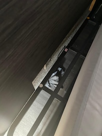 Es un calzón sucio lleno de no se que