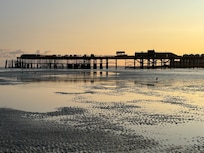 Hastings Pier 5 min walk
