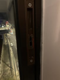 no lock on windows and very cold, no heat in rooms
, noisy, bad area