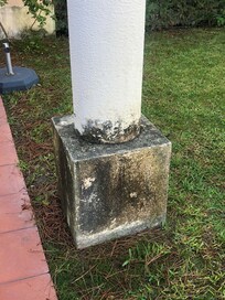 Mouldy pillar