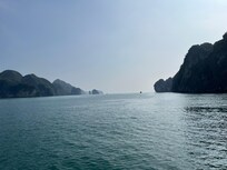 Lanha bay
