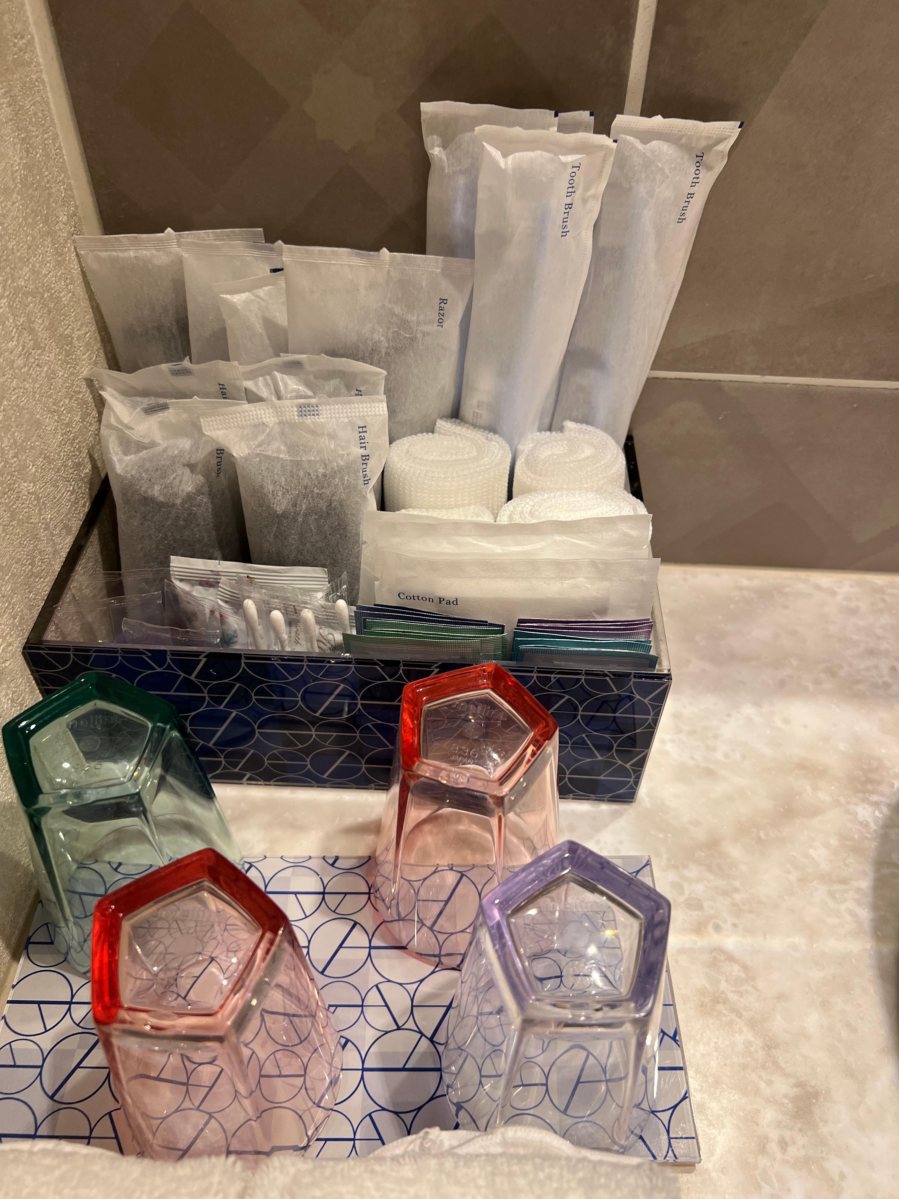 提供很多用品