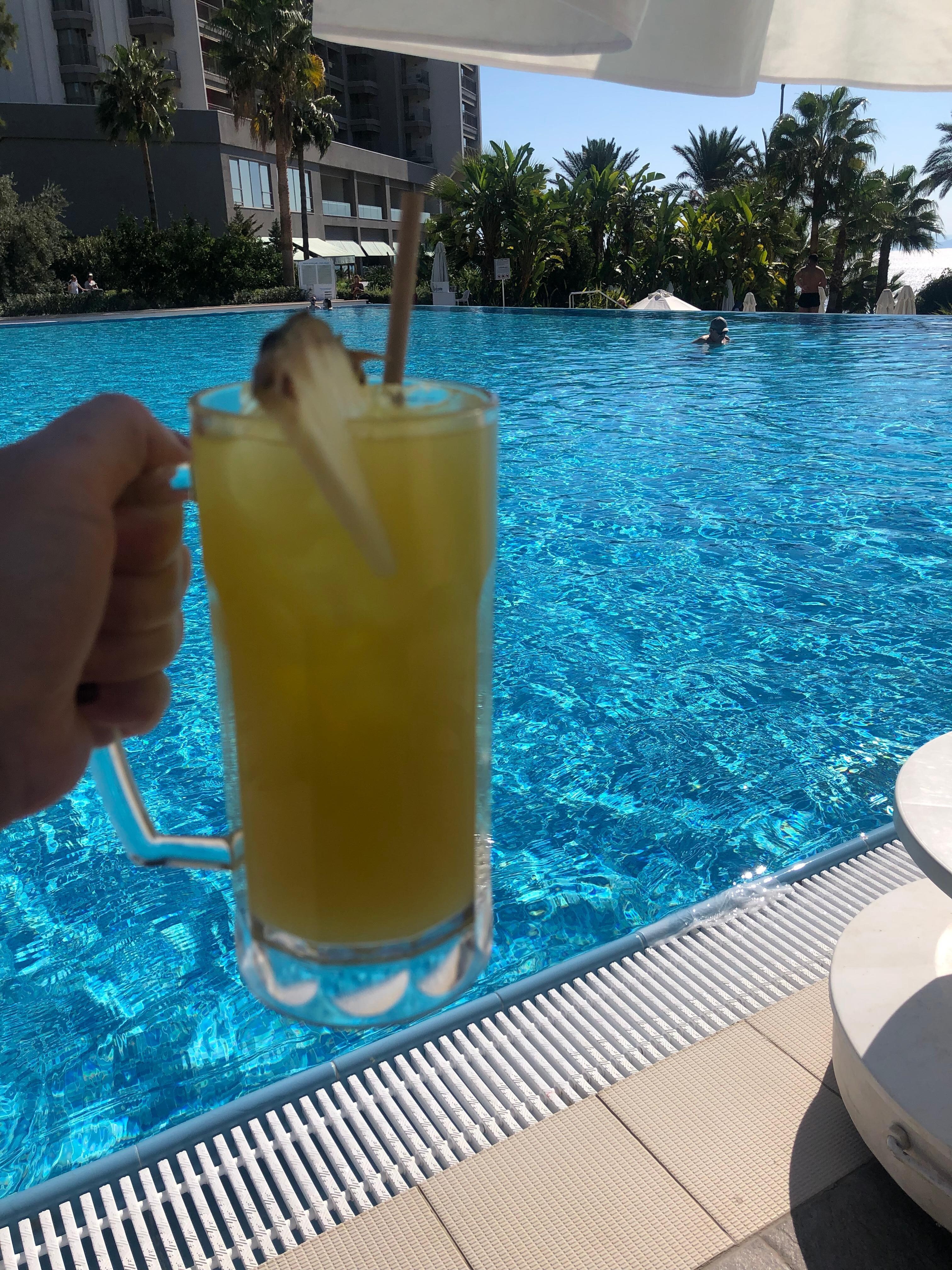 Pool bar lots of choice 
