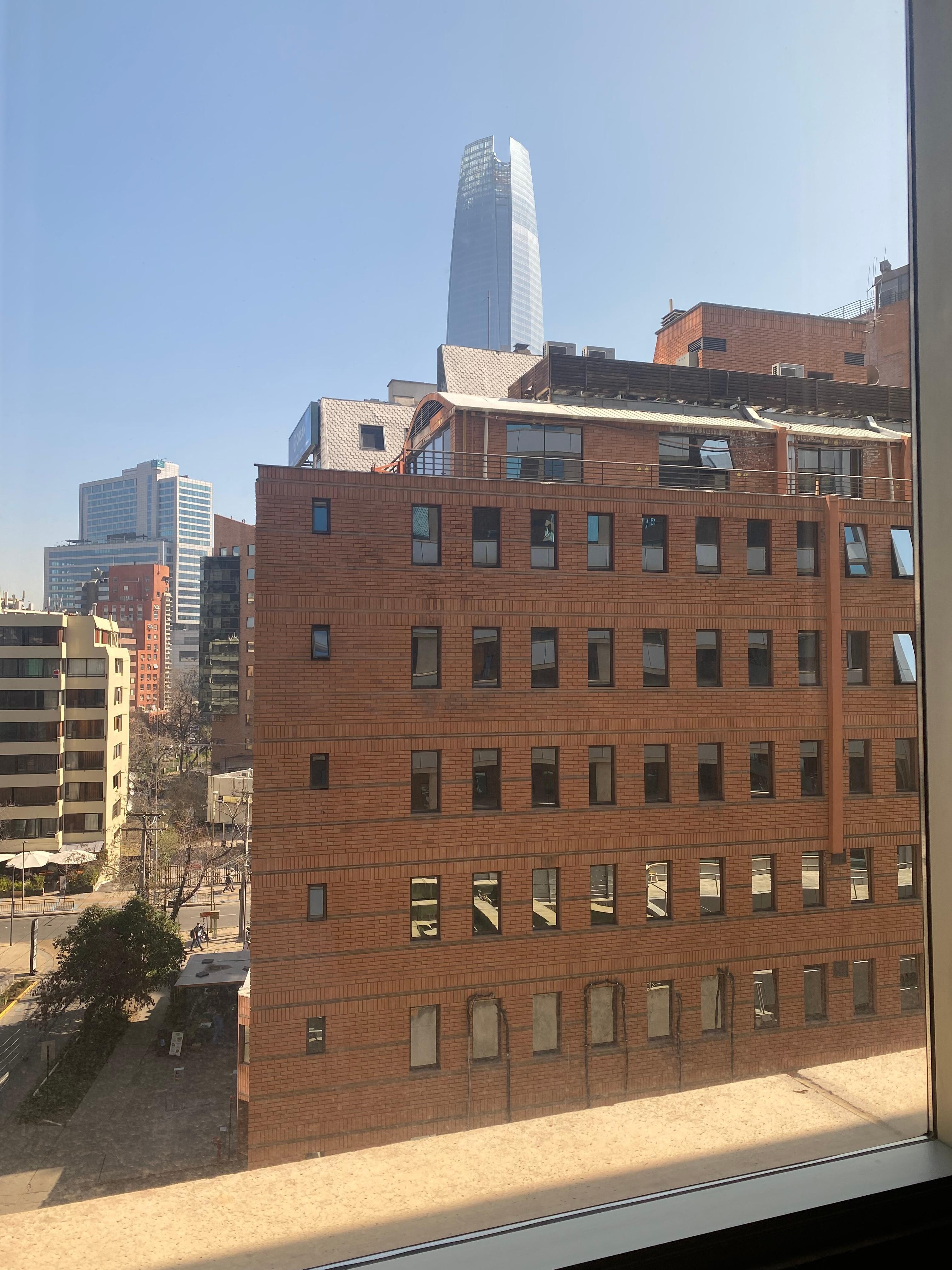 Pullman Santiago El Bosque en Santiago