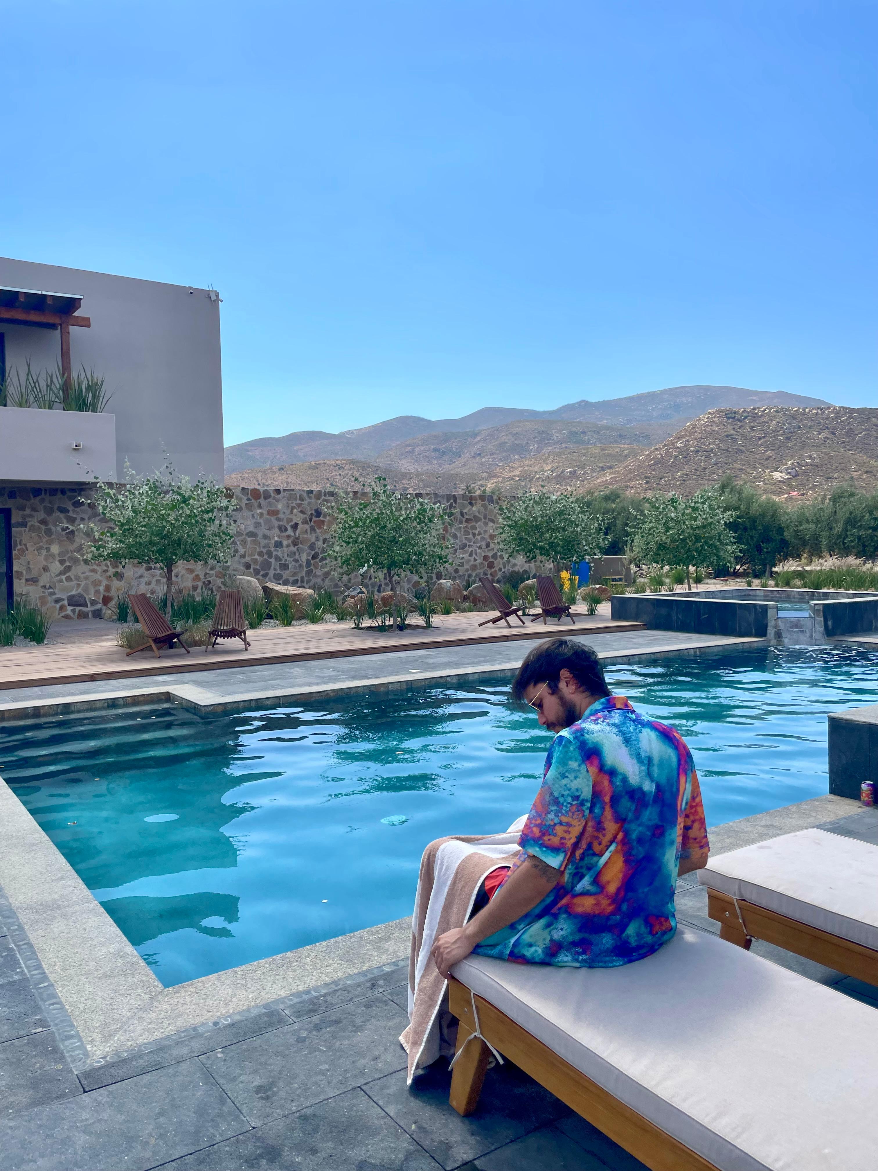 Had the pool to ourselves in between wine tastings down the street.