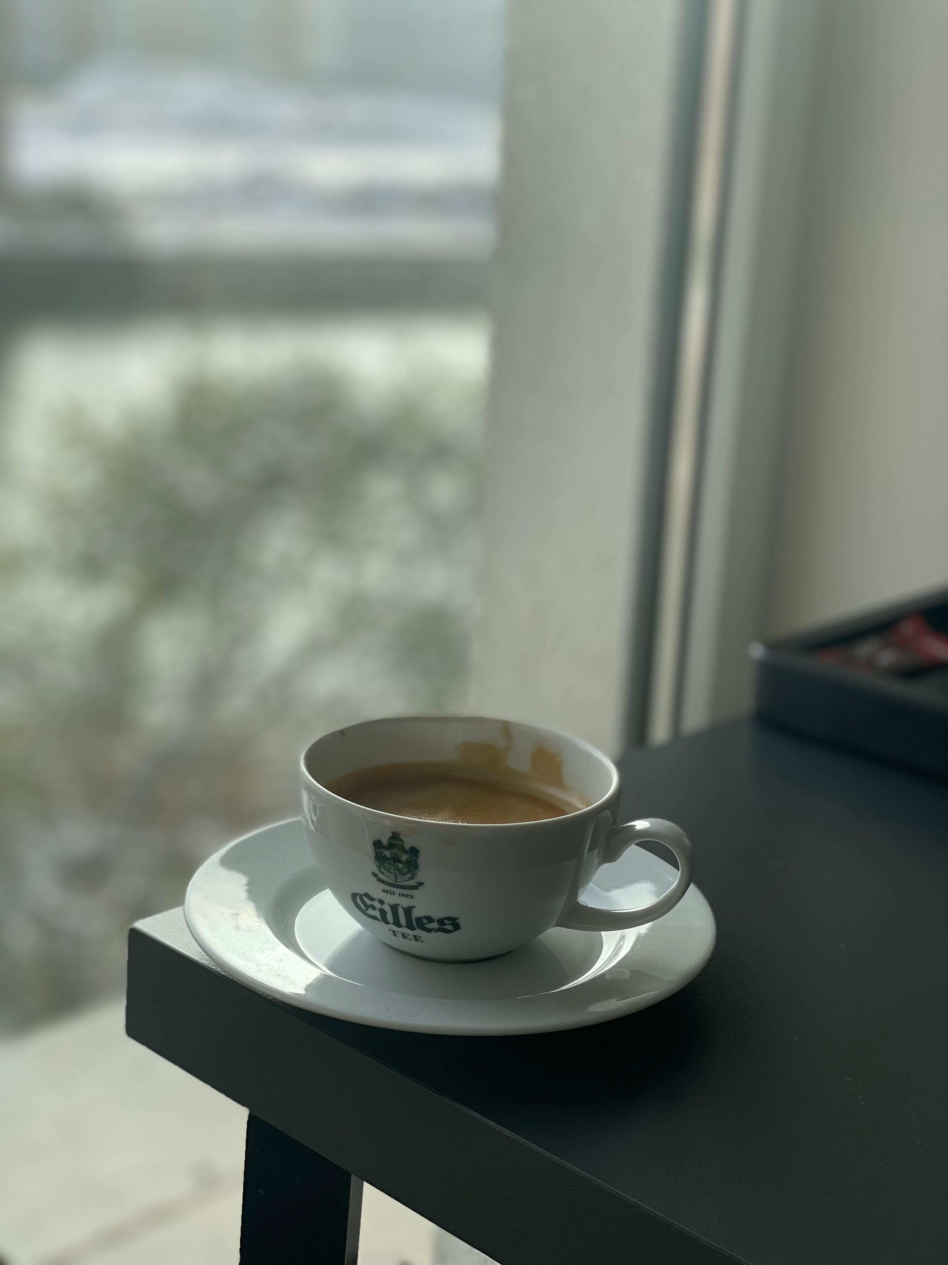 Kaffemaskin og vannkoker på suiten, så man kunne nyte kaffe og utsikt.