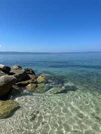 The sea 10m from the room