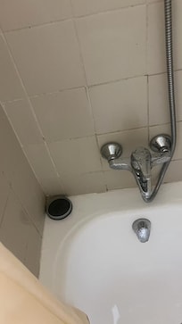 La base por donde debe salir el agua
