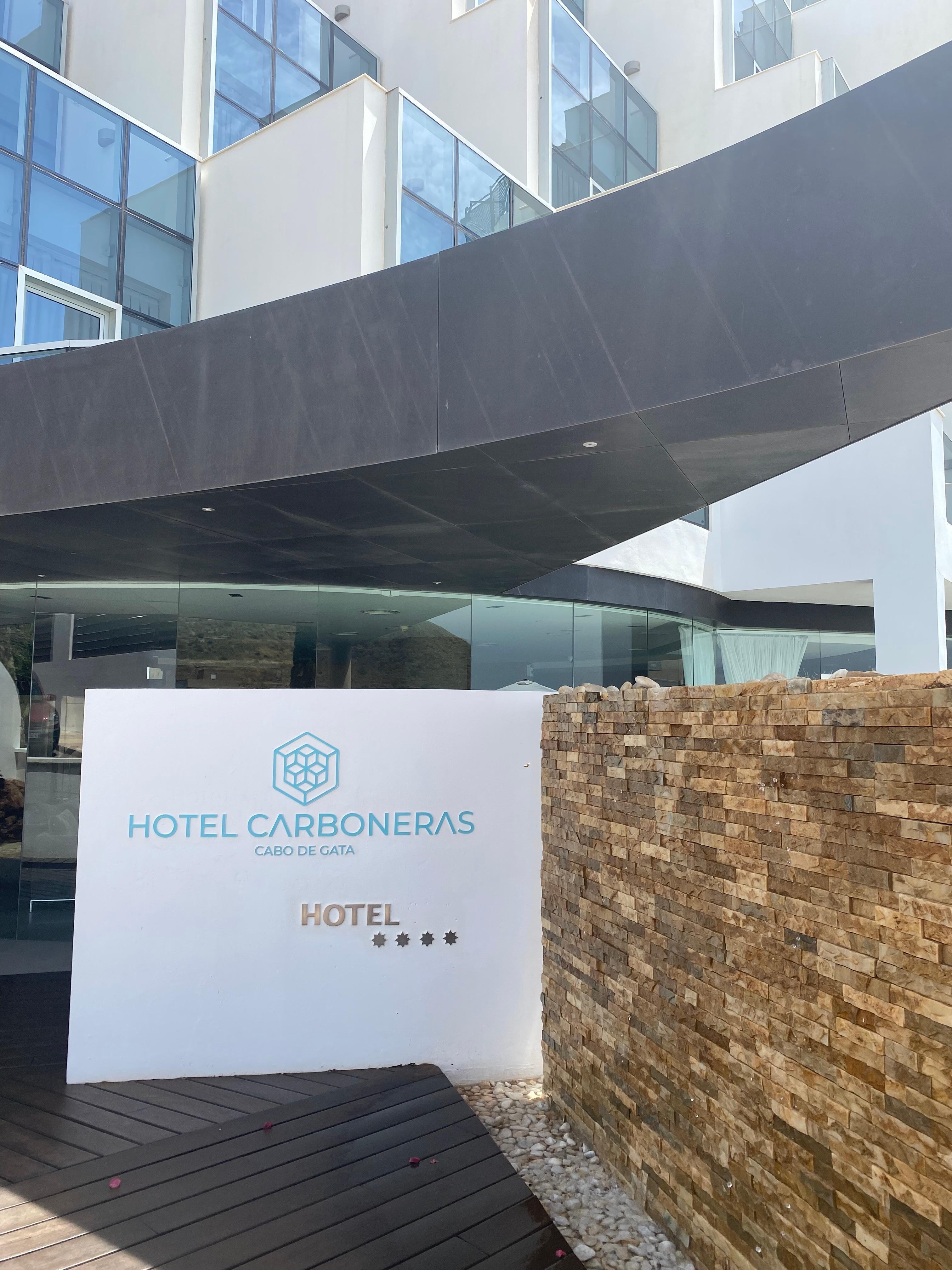 Entrada al hotel