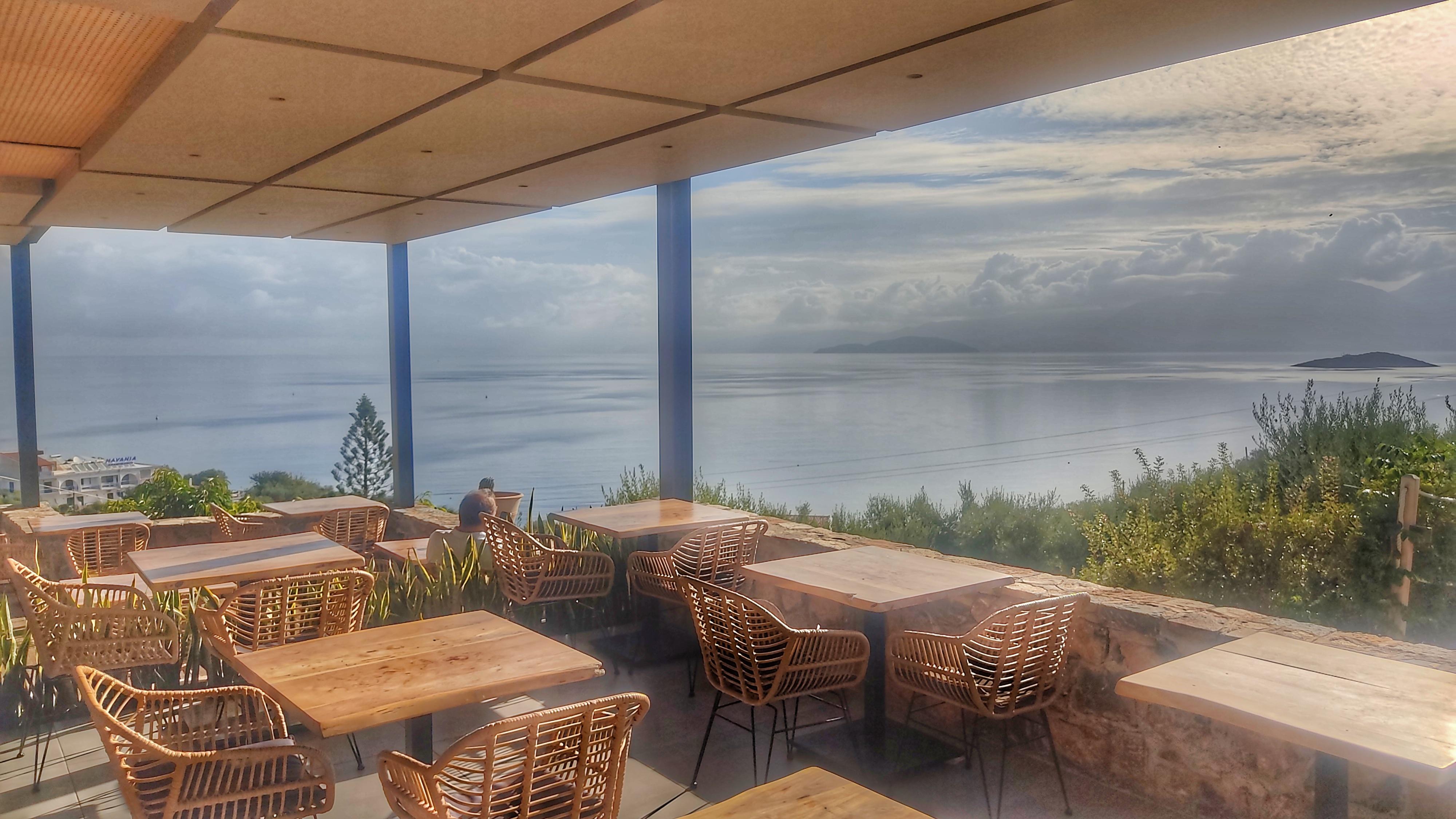 Petit-déjeuner sur la mer