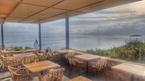 Petit-déjeuner sur la mer
