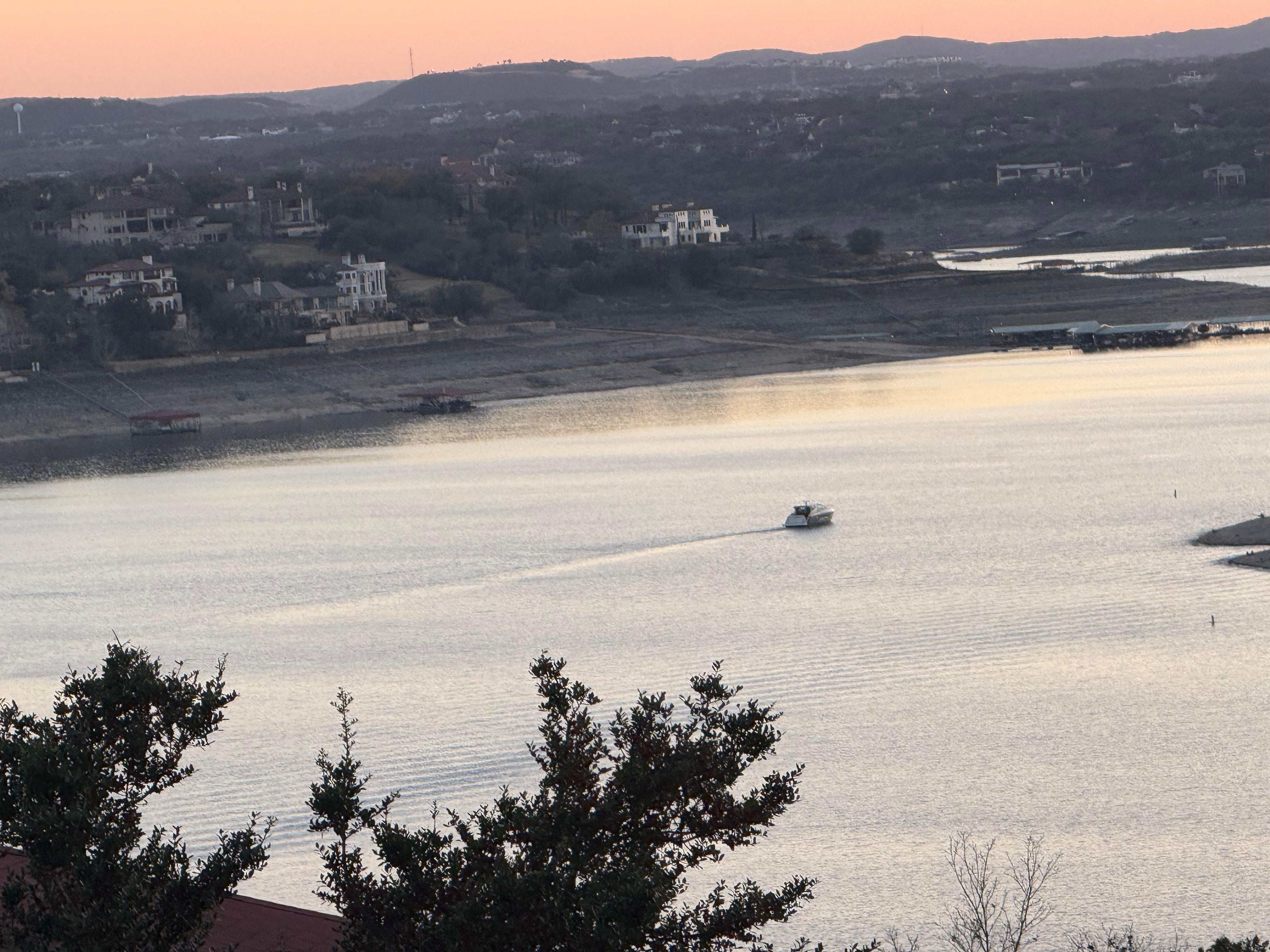 Lake Travis 